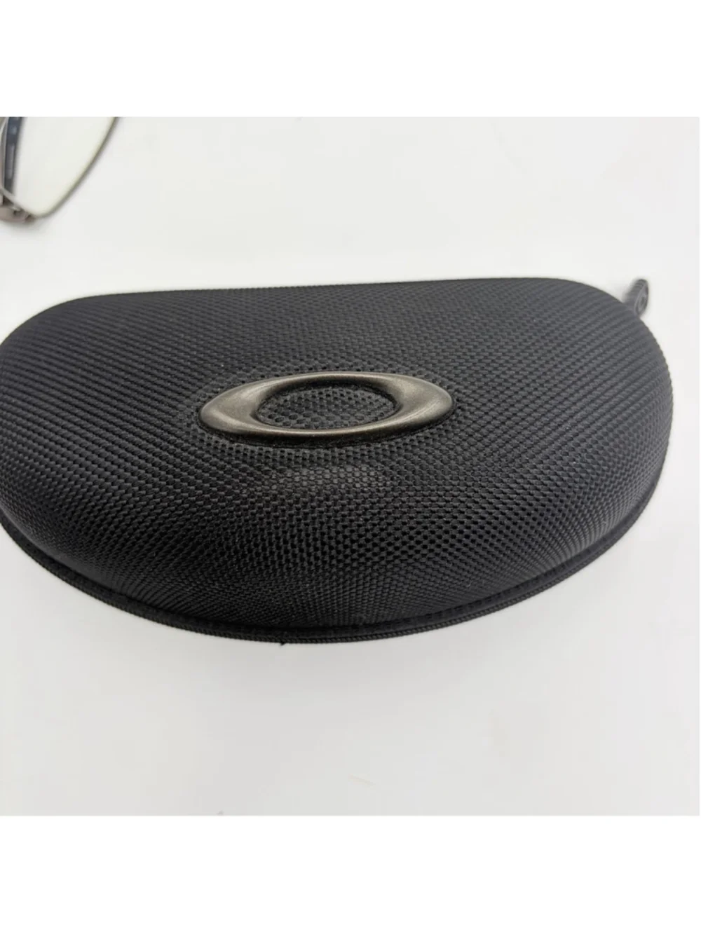 Oakley socket eyeglass